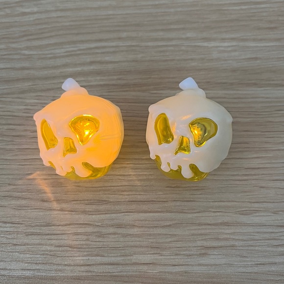 Disney Poison Apple Drink Cube 2021 - Picture 3 of 6